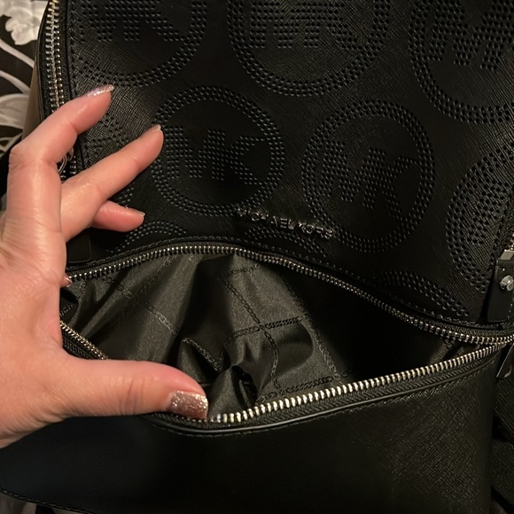 MK Rhea Backpack - Picture 5 of 10